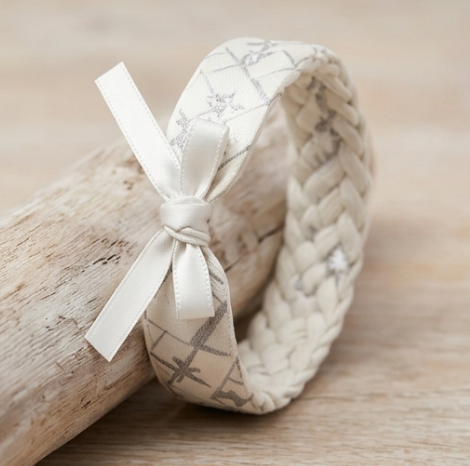10Pcs-White Braided Fabric Bracelet with Silver Star Pattern and Satin Bow